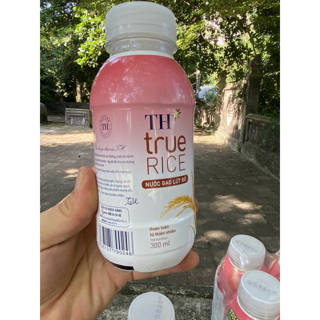 Nước Gạo Lứt Đỏ TH true RICE 300 ml