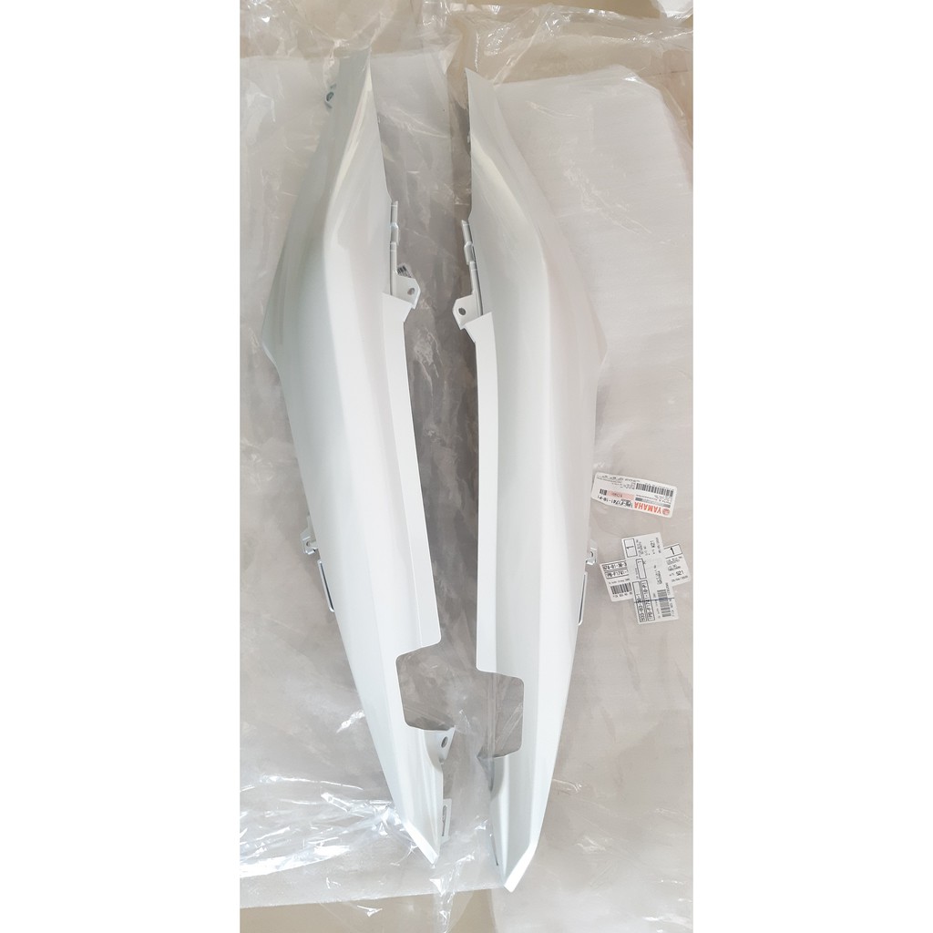 Ốp sườn Jupiter FI trắng Yamaha
