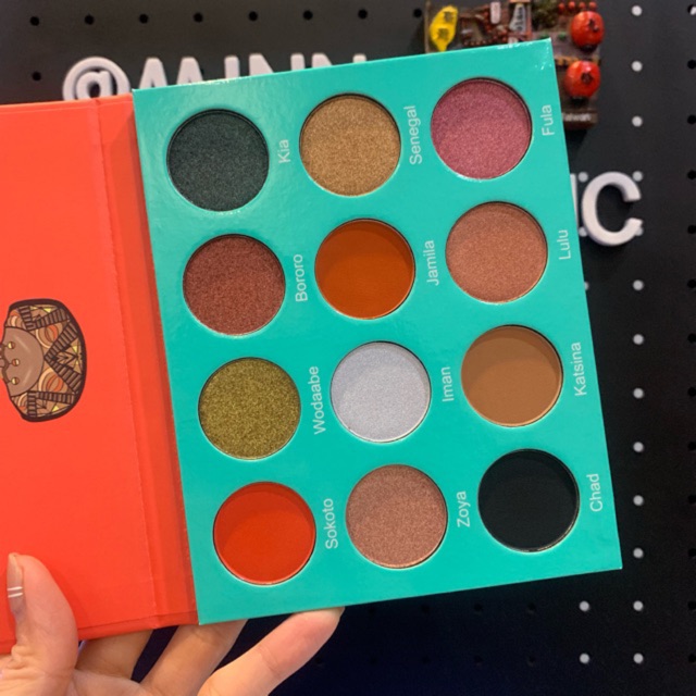 [Trả order] Bảng mắt Juvia’s Place Saharan