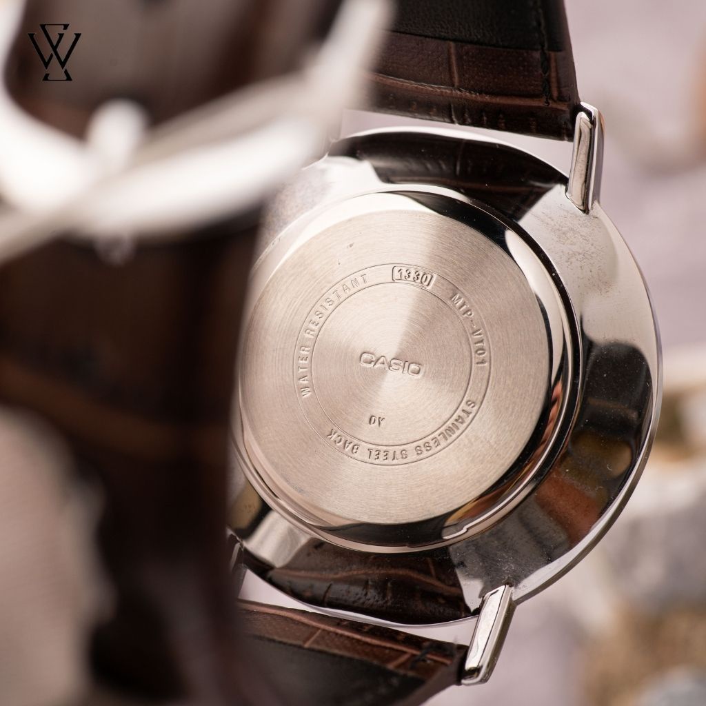 Đồng Hồ Quartz Nam Casio WATCHSTORE MTP-VT01L-7B2 Thiết Kế Mặt Kính Khoáng 40mm, Dây Da Nâu Và Vỏ Thép Không Gỉ