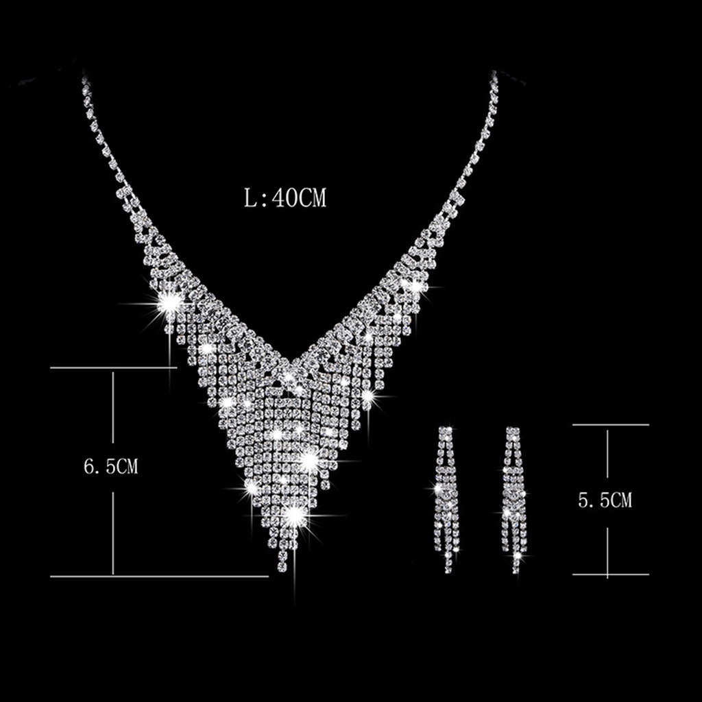 1 Bộ Vòng cổ + Bông Tai Tua Rua Đính Đá Sang Trọng