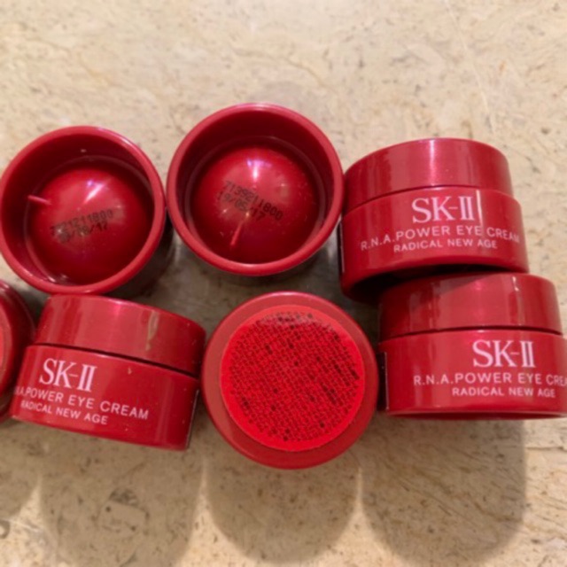 (Mẫu mới)Kem dưỡng mắt chống lão hoá Skii Skinpower mini 2,5g | BigBuy360 - bigbuy360.vn