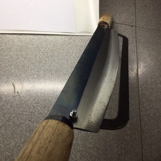 Dao thái chuối đa năng.