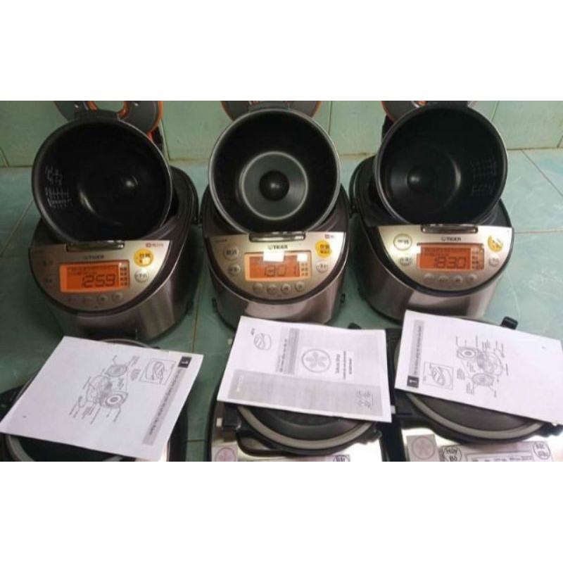 Nồi Cơm Điện Cao Tần Tiger Nhật Bãi Xịn 1.0L (Có Nấu Cơm Cháy , Bảng Điều Khiển Việt Hoá, Sách HDSD) | BigBuy360 - bigbuy360.vn