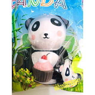 SQUISHY GẤU TRÚC NGỒI ÔM CỐC KEM DÂU