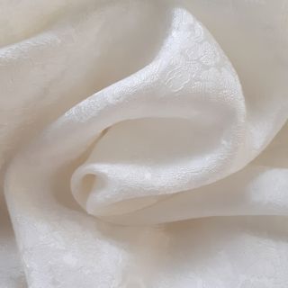 Vải lụa trắng vân hoa