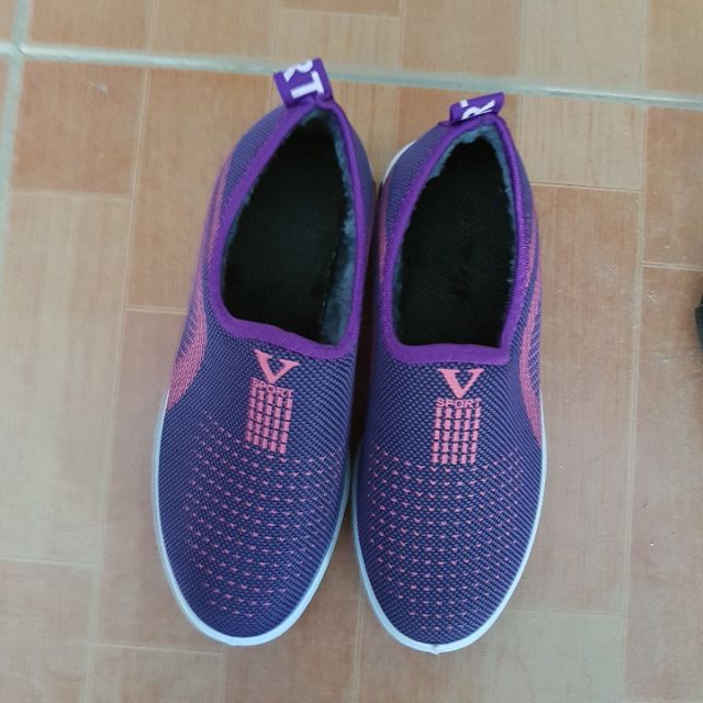 Giày lười lót nỉ siêu nhẹ hàng nhập | BigBuy360 - bigbuy360.vn