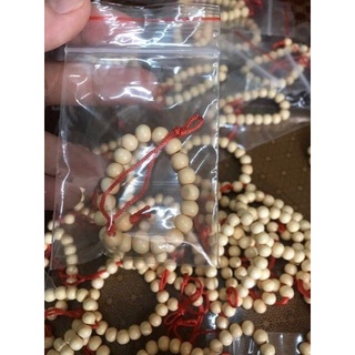 Vòng dâu tằm đeo tay cho bé