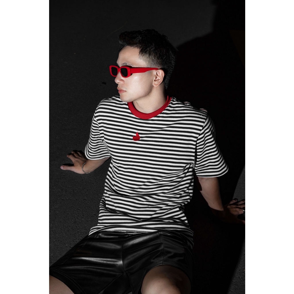 Áo thun nam cổ tròn tay ngắn họa tiết lửa kẻ sọc - Flammable Elegance 🔥