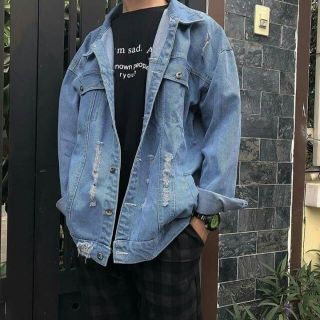 [Size M,L] Áo khoác jeans rách form rộng có size nam nữ