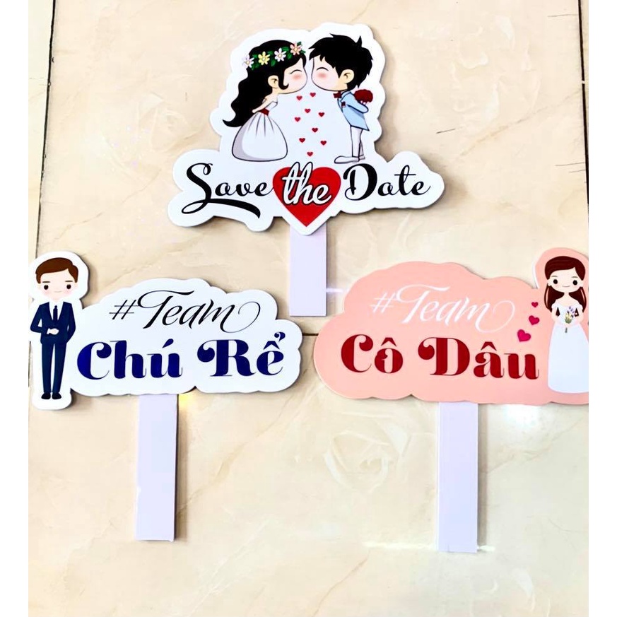 Bảng Hashtag Đám Cưới Cầm Chụp Ảnh Siêu Dễ Thương Hàng Có Sẵn