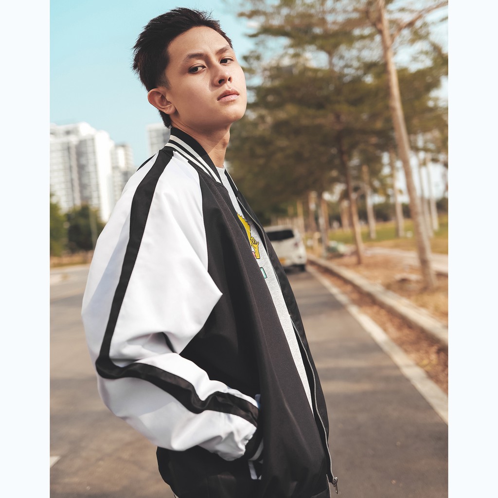 Áo Khoác Jacket Sun Wukong Sukajan Chất Liệu Parachute Fabric Vải Dù Màu Trắng Đen