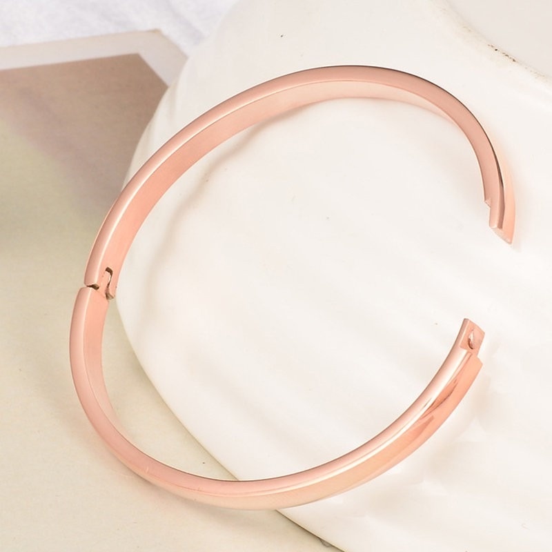 Vòng Đeo Tay Bằng Thép Titan Không Lưỡi Hình oval Đơn Giản Thời Trang Phong Cách Hàn Quốc Cho Nữ