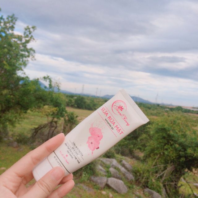 SỮA RỬA MẶT VITAMIN B3 THANH TRANG