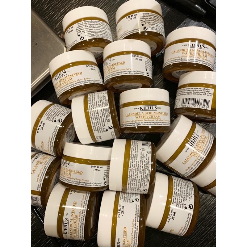 Kem dưỡng ngậm nước dịu nhẹ dòng hoa cúc Kiehls Calendula Serum-Infused Water Cream