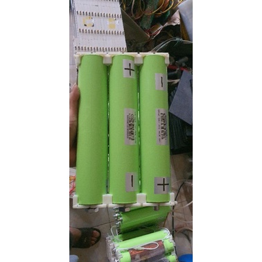 pin SAB 60280 3.7v70ah khuyến mại ốc và thanh nối