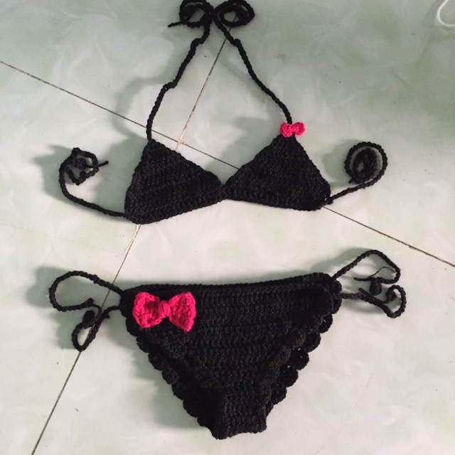 Bikini 2 mảnh cho bé kèm băng đô