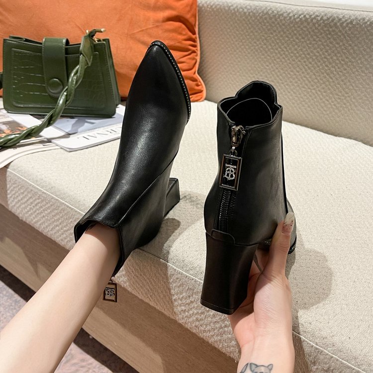 Giày bốt cao gót mũi nhọn cổ ngắn phối khóa kéo thời trang cho nữ | BigBuy360 - bigbuy360.vn