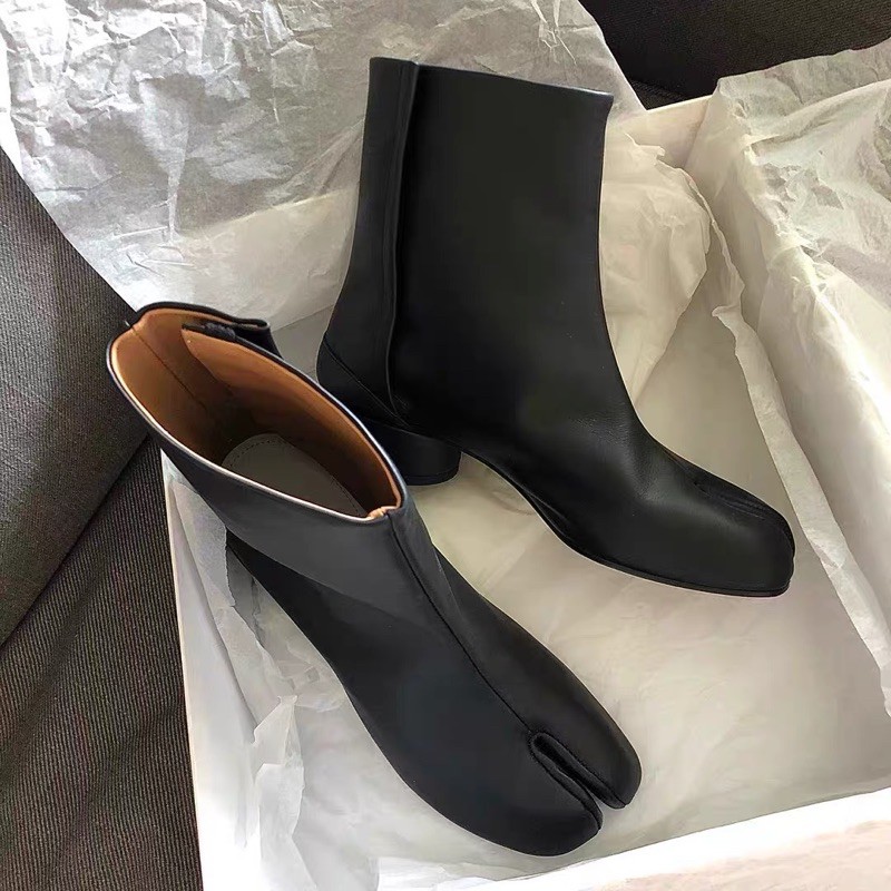 Boots cao gót móng heo maison margie