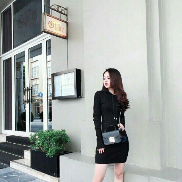 Đầm body mũ