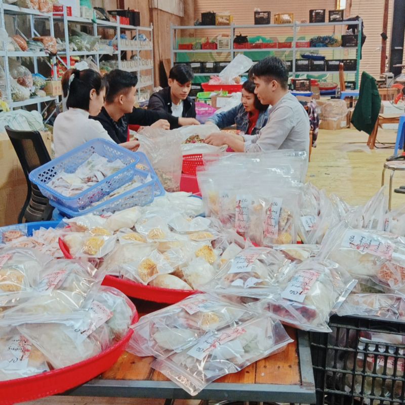 💥 (SET 500G -20Chai ) CHÈ DƯỠNG NHAN HOÀNG CUNG | BigBuy360 - bigbuy360.vn