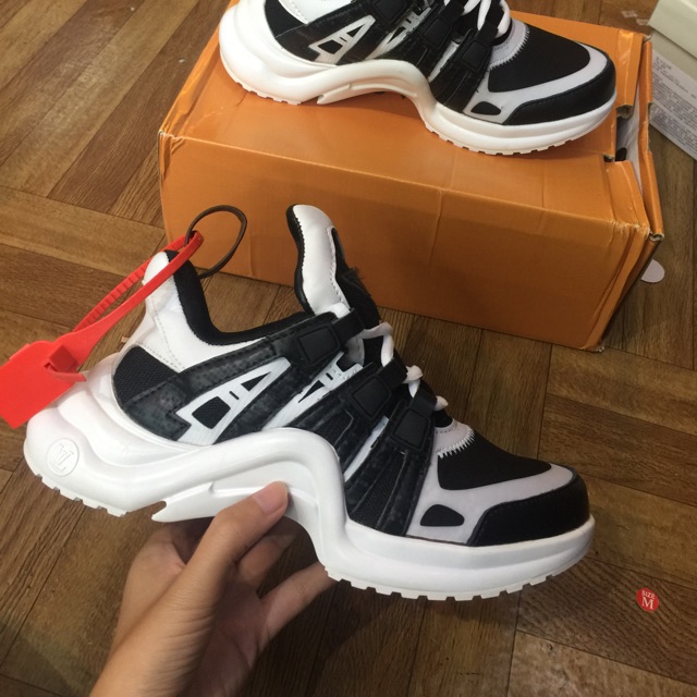 Giày LVvvvvv