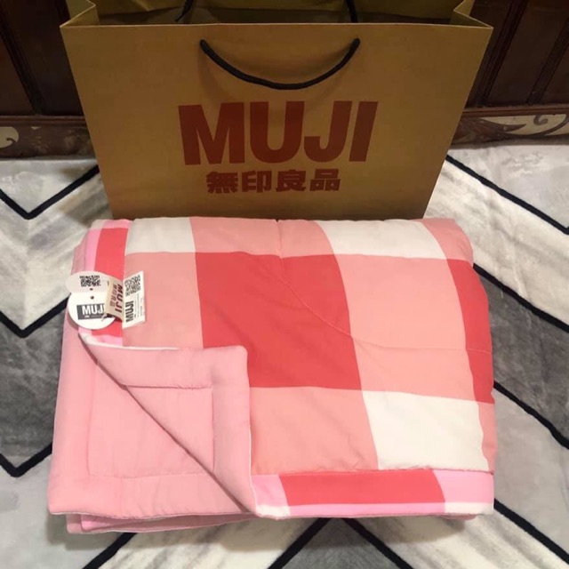 Chăn đũi Muji