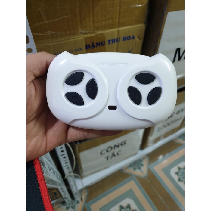 Điều khiển từ xa cho xe điện trẻ em