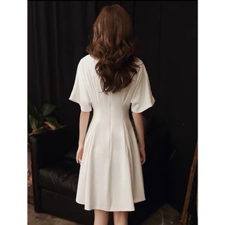 Đầm váy freesize trắng cổ V xếp li