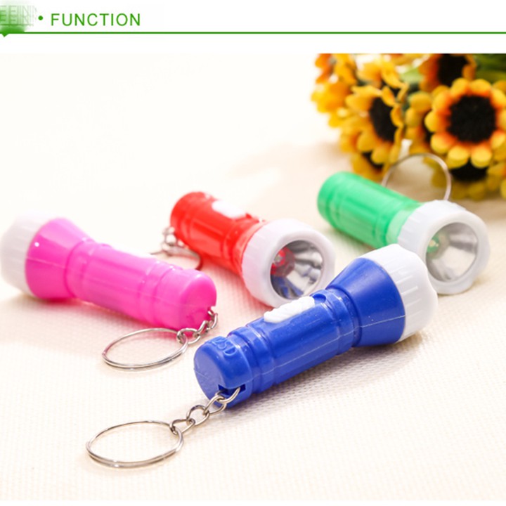 Móc khóa đèn pin nhựa mini thiết kế gọn nhẹ , tiện dụng thông minh , dễ dàng sử dụng . siêu bền , giá rẻ