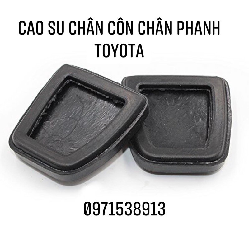 Cao su chân côn/phanh chính hãng TOYOTA  3132152010