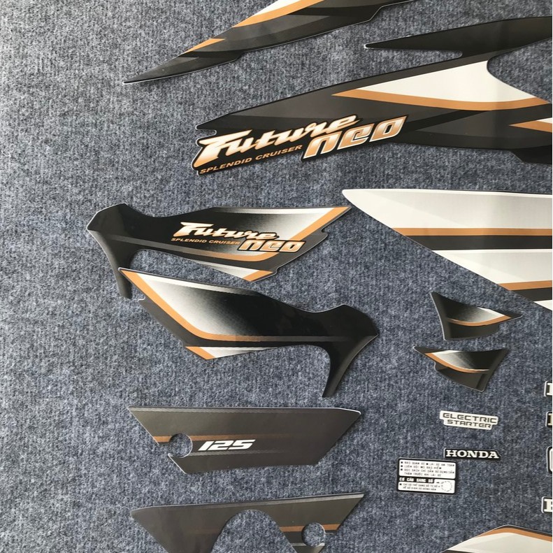 Bộ tem dán trang trí dàn áo FUTURE NEO màu ĐEN BẠC