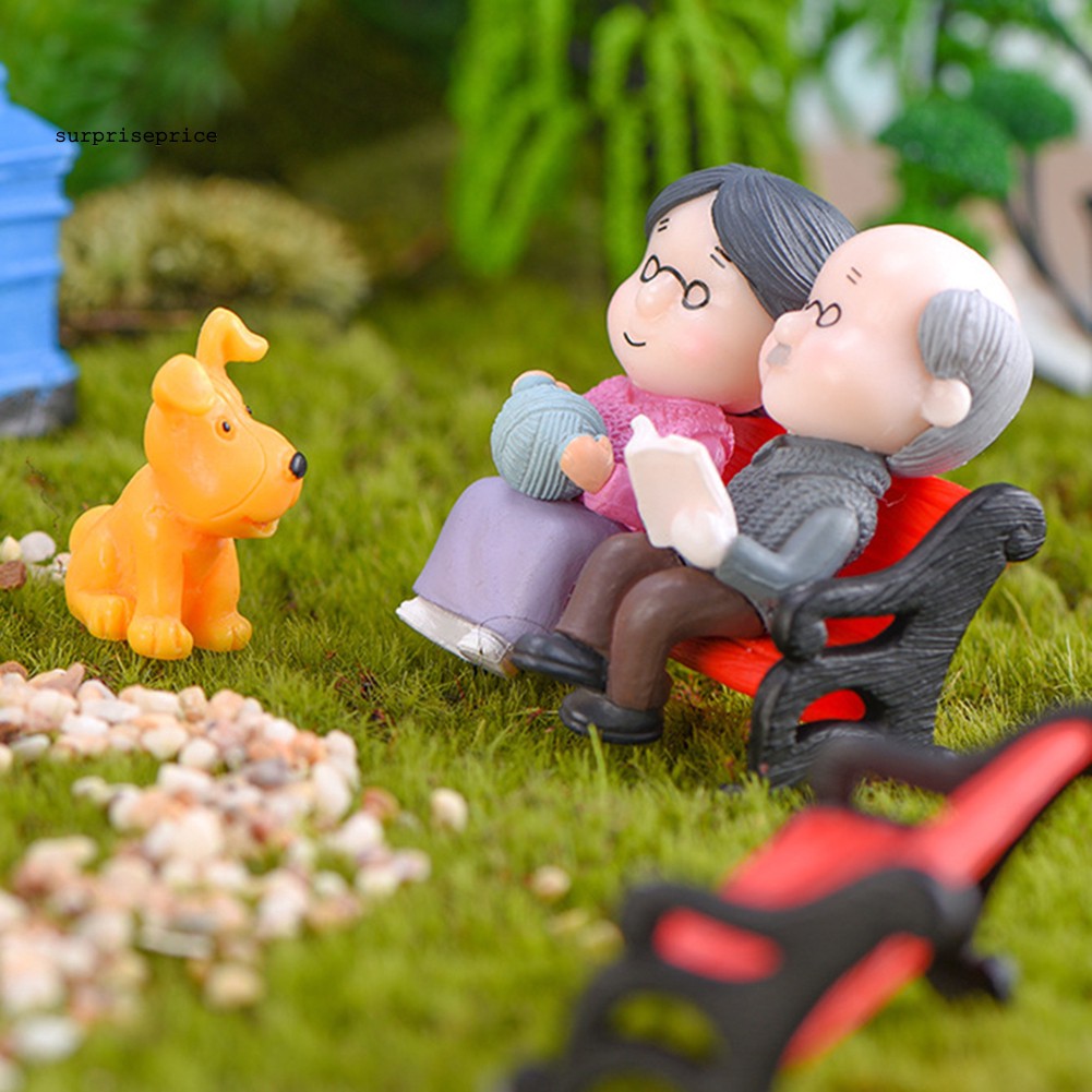 Set mô hình ông + bà + ghế dài mini dễ thương trang trí vườn