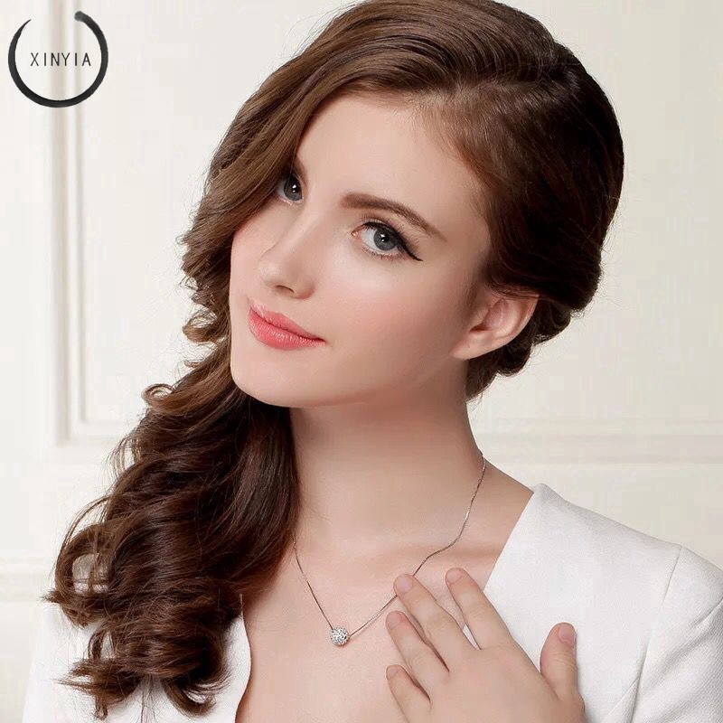 Dây Chuyền Titan Đính Đá Pha Lê Chống Gỉ Sét Xinh Xắn Cho Nữ