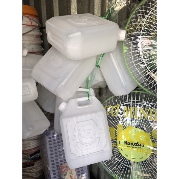 Can nhựa trắng vuông tròn 1L,2L