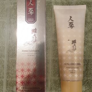Sữa rửa mặt nhân sâm nội địa Hàn Quốc