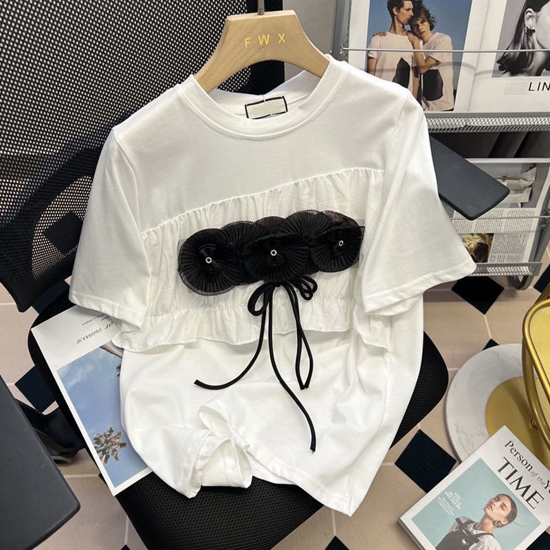 Japanese retro short sleeve T-shirt women's summer 2022 new design sense three-dimensional flower Ruffle bow top