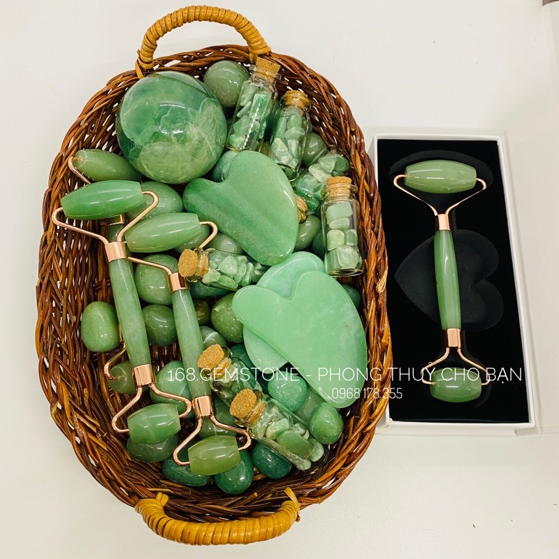 Thanh lăn massage mặt và Đá Guasha Nâng cơ mặt trẻ hoá làn da