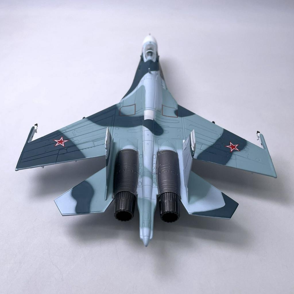 Mô hình máy bay chiến đấu Sukhoi Su-27 Tỉ Lệ 1: 100 với thiết kế sáng tạo