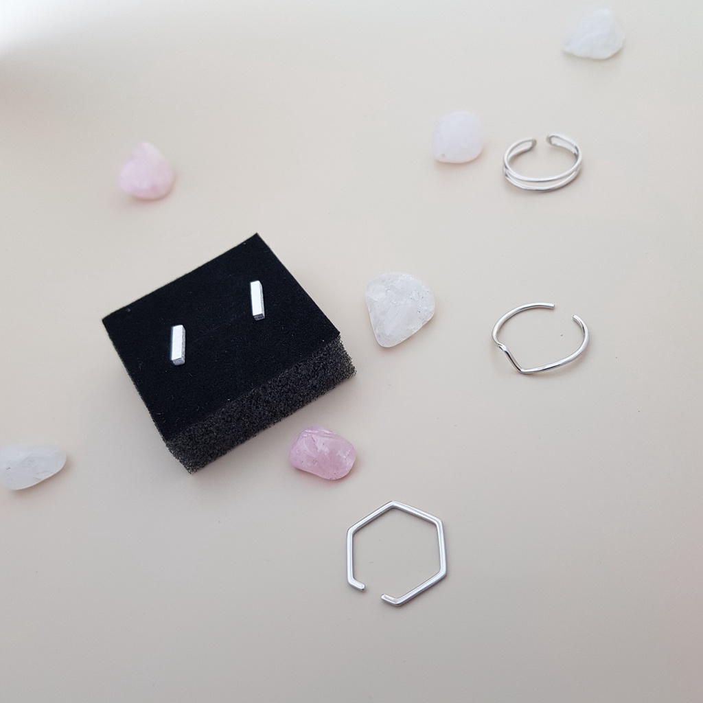 Bông tai bạc EVERMORE, khuyên tai simple thanh bạc Ý 925 cao cấp, phong cách minimalist, thanh lịch - H028