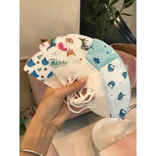 Set 5 khẩu trang trẻ em 3D cho bé 6 tháng - 10 tuổi (túi zip dày)