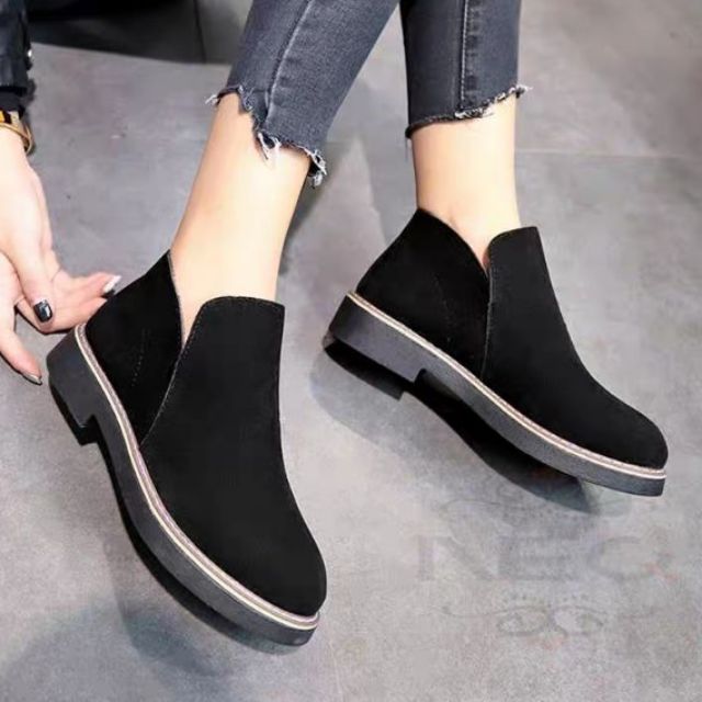 CHELSEA BOOT DA LỘN CỔ V 6427