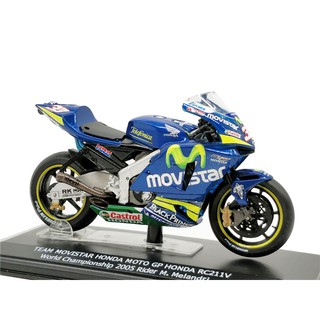 Italeri 1:22 Movstar Honda RC211V WC2005 #33 Melandri Diecast Model Motorcycle