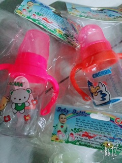 Bình sữa cacara có van chống sặc