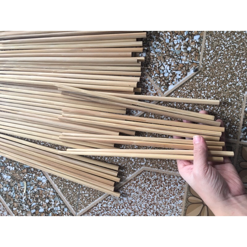 Bộ 10 đôi đũa tre già vót thủ công, luộc phơi tự nhiên rất an toàn cho sức khoẻ