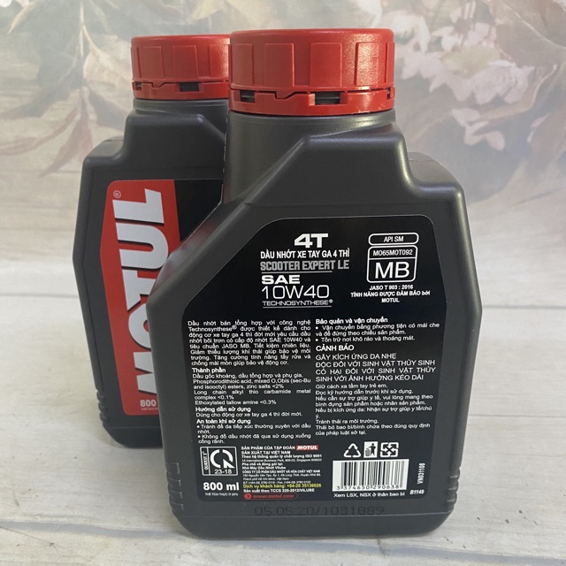 Dầu nhớt MOTUL thông dụng cho xe ga,xe số dung tích 800ml