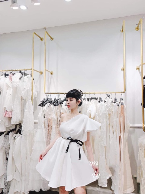 ( ẢNH VÀ VIDEO THẬT 10000% )  Đầm xoè lệch vai xếp li kèm phụ kiện