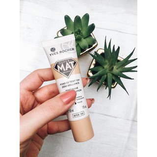 Kem nền Super Mat Zero Defaut Yves Rocher