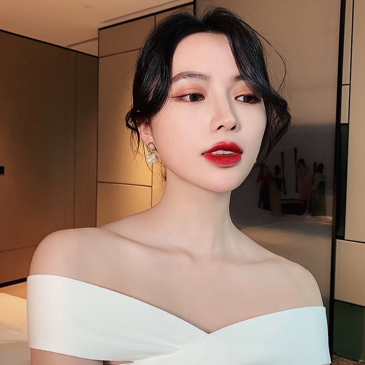 Đôi Bông Tai Ngọc Trai Thời Trang