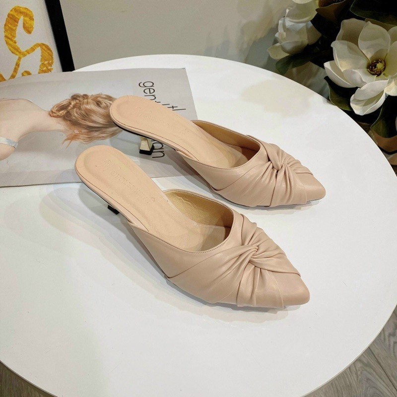 ✏️✏️✏️SỤC NHÚNG XINH QUÁ NHA ✔️Gót bọc vàng quá mức sang chảnh ❌Size 35/39 ✅Gót nhọn 5f ❎Chất da mềm êm 💎